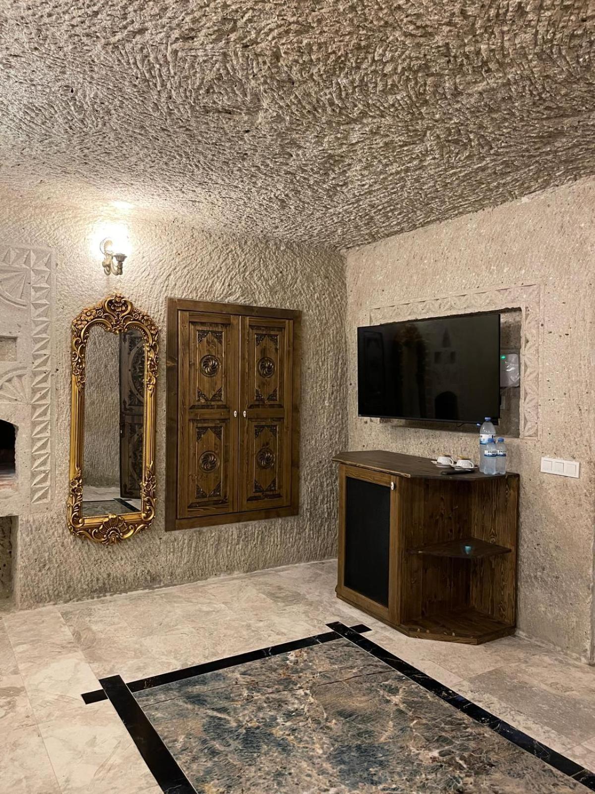 Cappadocia Empire Cave Hotel Göreme Zewnętrze zdjęcie