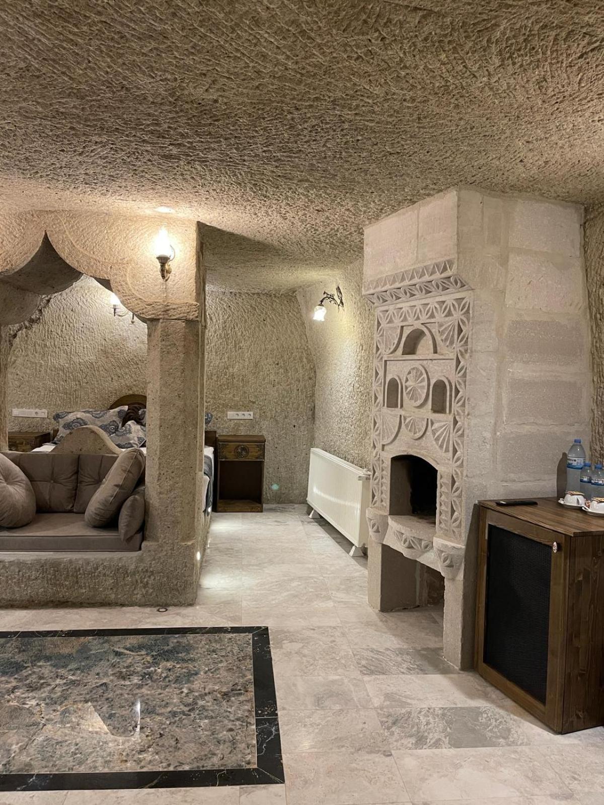 Cappadocia Empire Cave Hotel Göreme Zewnętrze zdjęcie