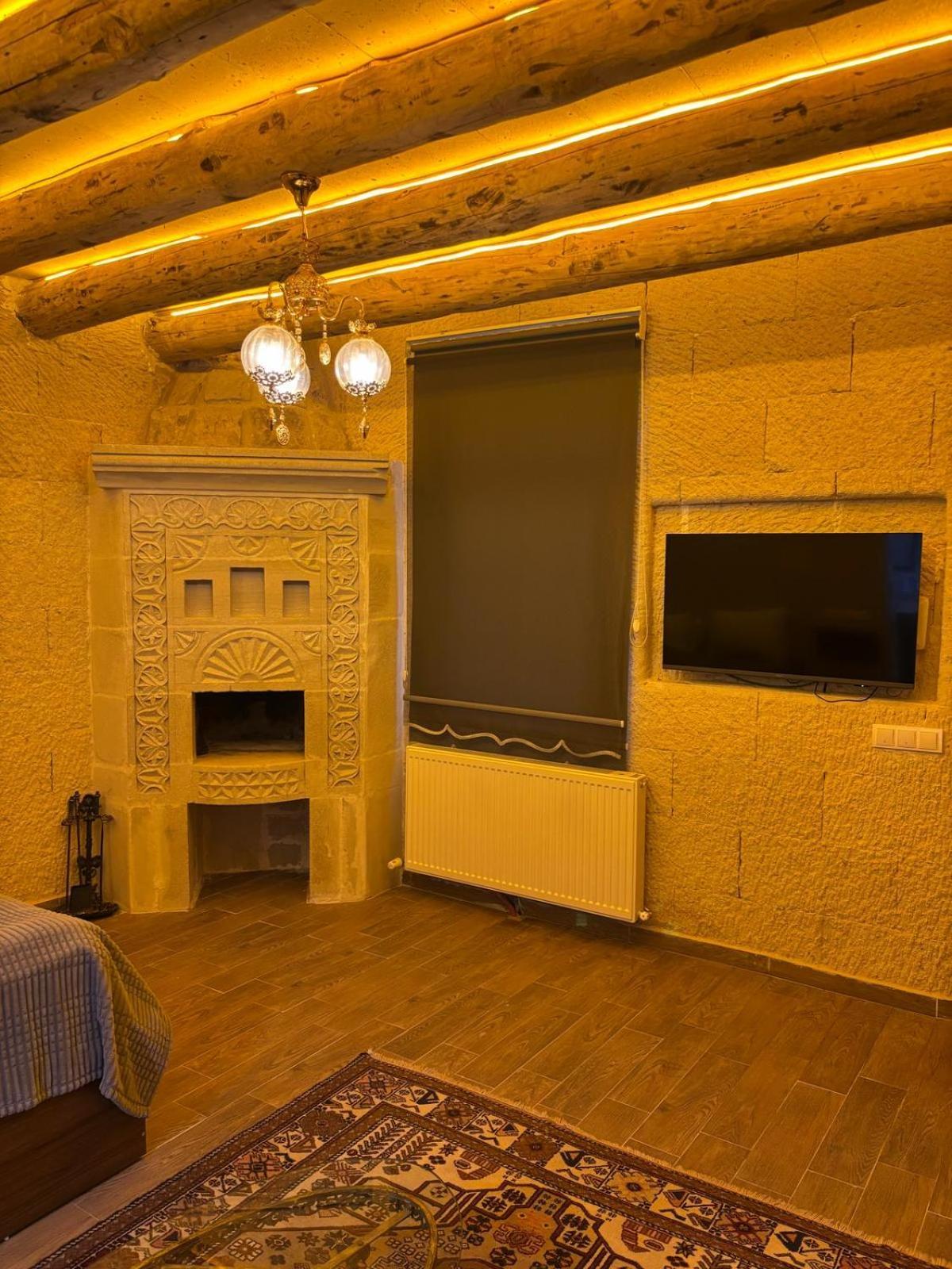 Cappadocia Empire Cave Hotel Göreme Zewnętrze zdjęcie